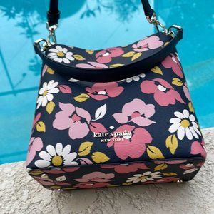 Kate Spade Darcy Small Bucket Bag Road Trip Floral Blue Multi